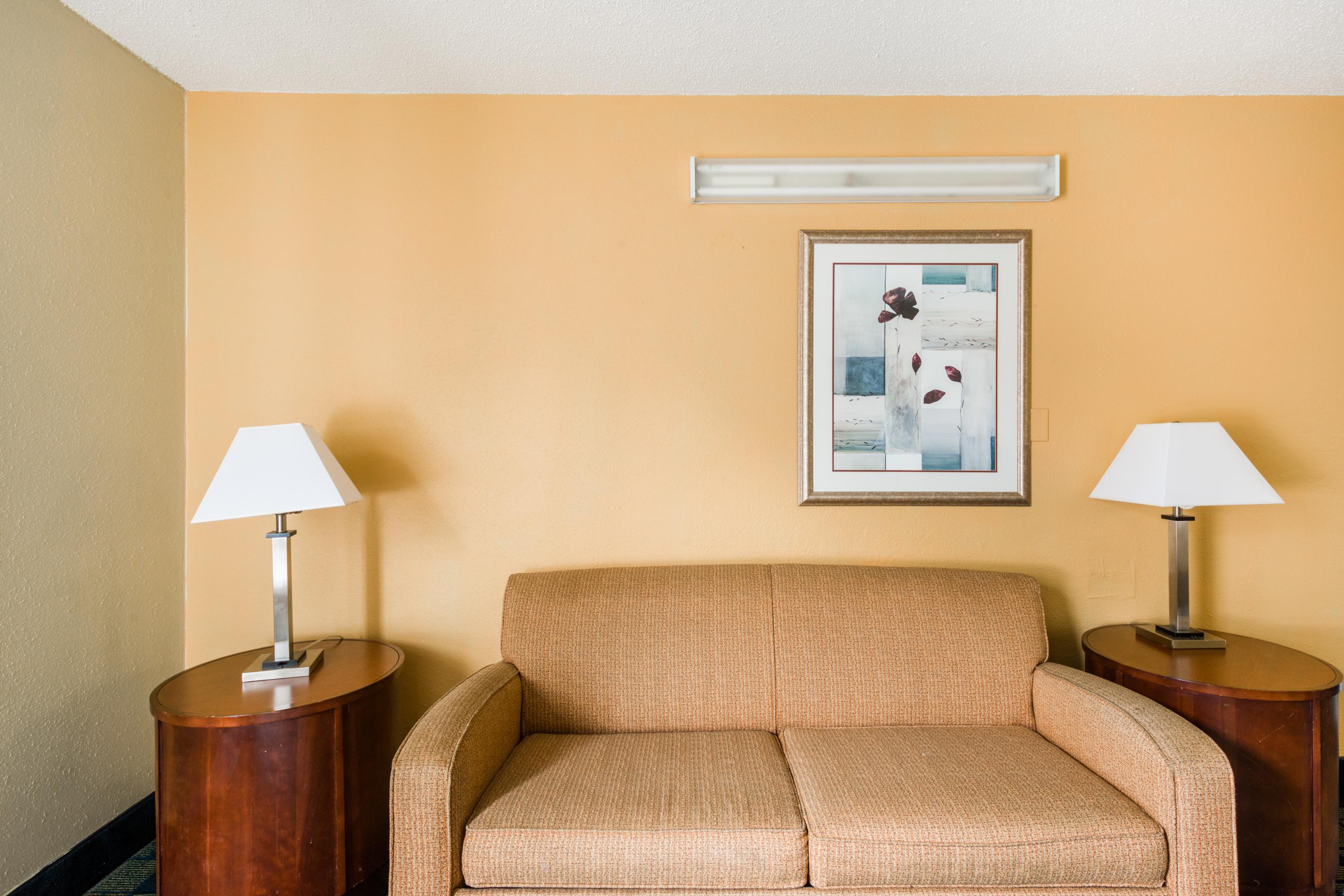Baymont By Wyndham Williamsburg Hotel Bagian luar foto