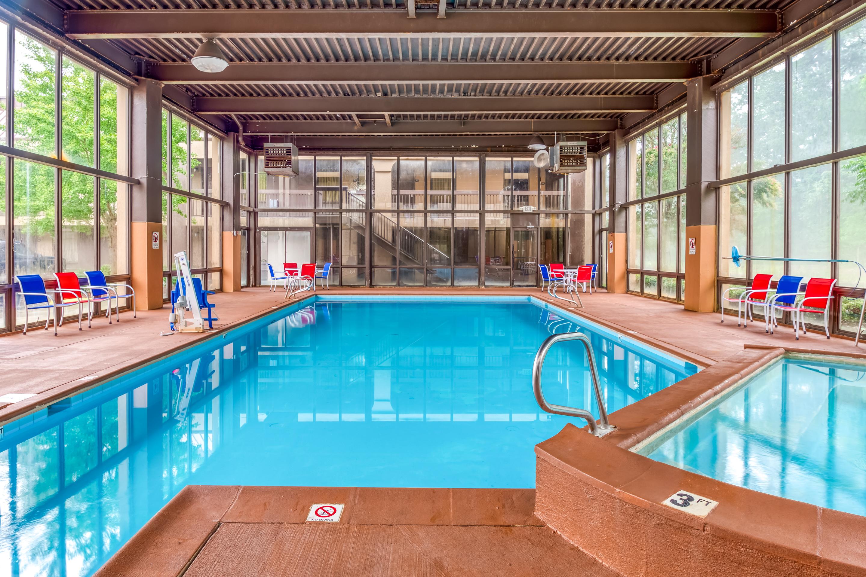 Baymont By Wyndham Williamsburg Hotel Bagian luar foto